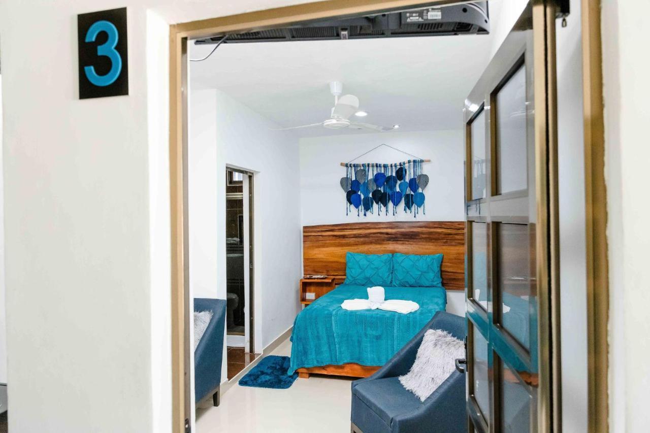 Hotel Naomi City Center Bacalar Exterior photo